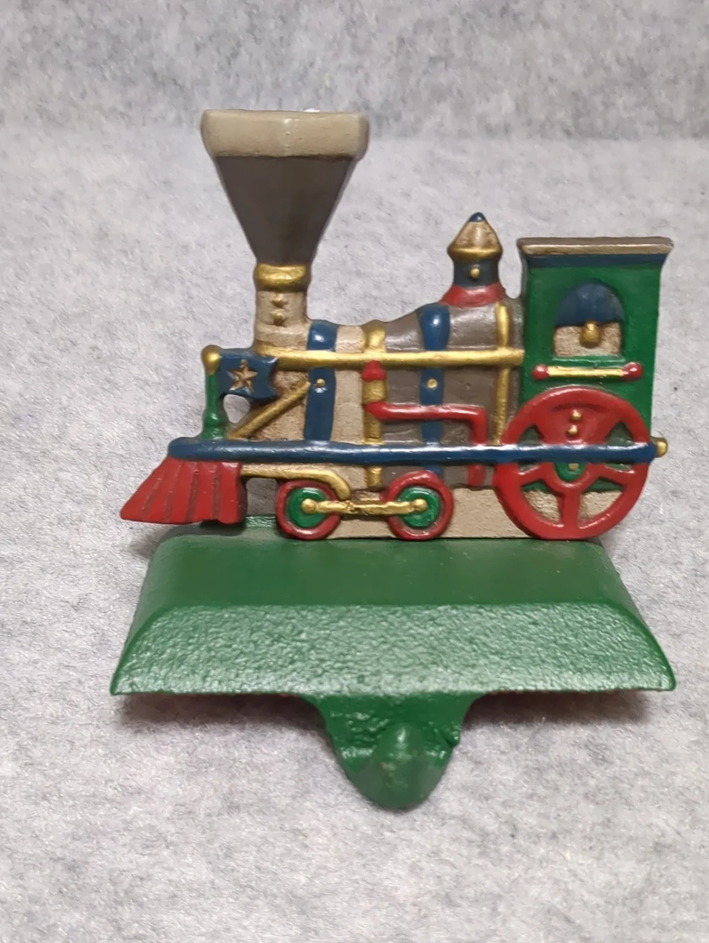 Midwest train engine cast iron stock hanger NIB